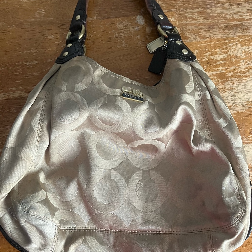 Coach Cream and Black Signature Shoulder Bag